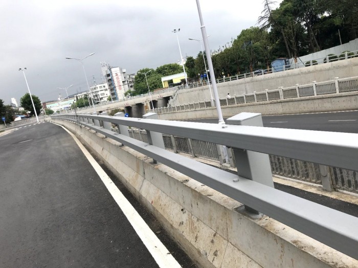 公路交通护栏