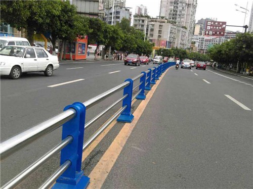 道路护栏