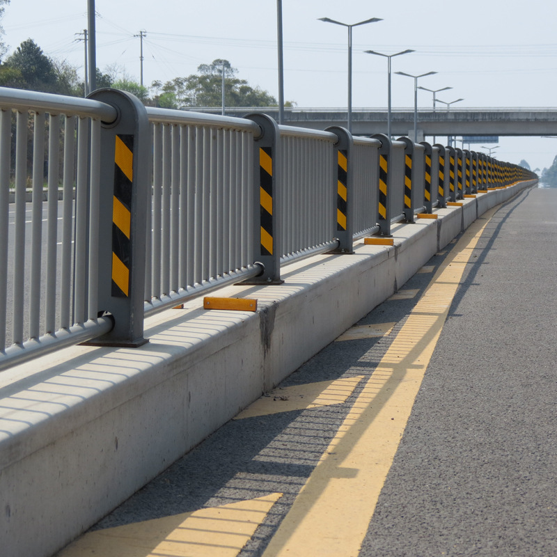 道路护栏